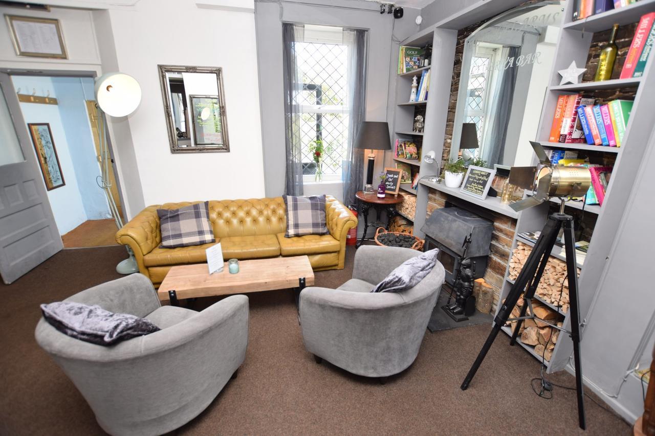 Tintagel Arms Bed And Breakfast Екстериор снимка
